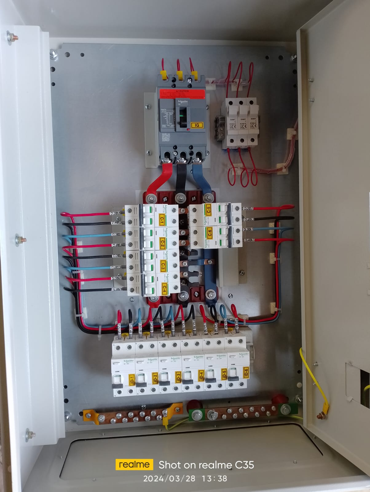 Tablero eléctrico de distribución